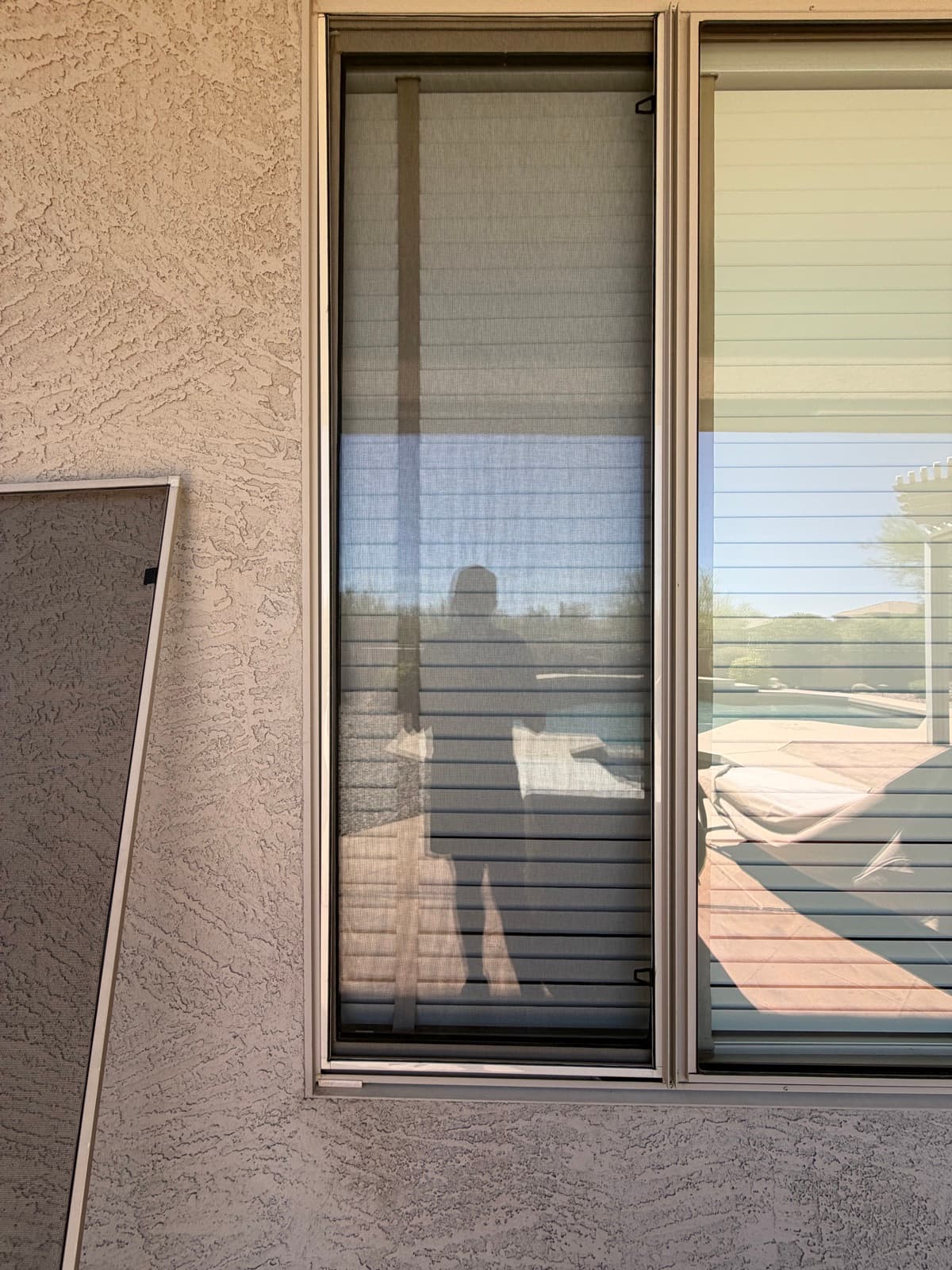 Bug Screen Repair by Valley Shine Pro